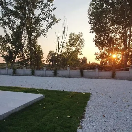 Plaja 900m Mesafede Havuzlu, Jakuzili Ve Cocuk Havuzlu * פאטהיה